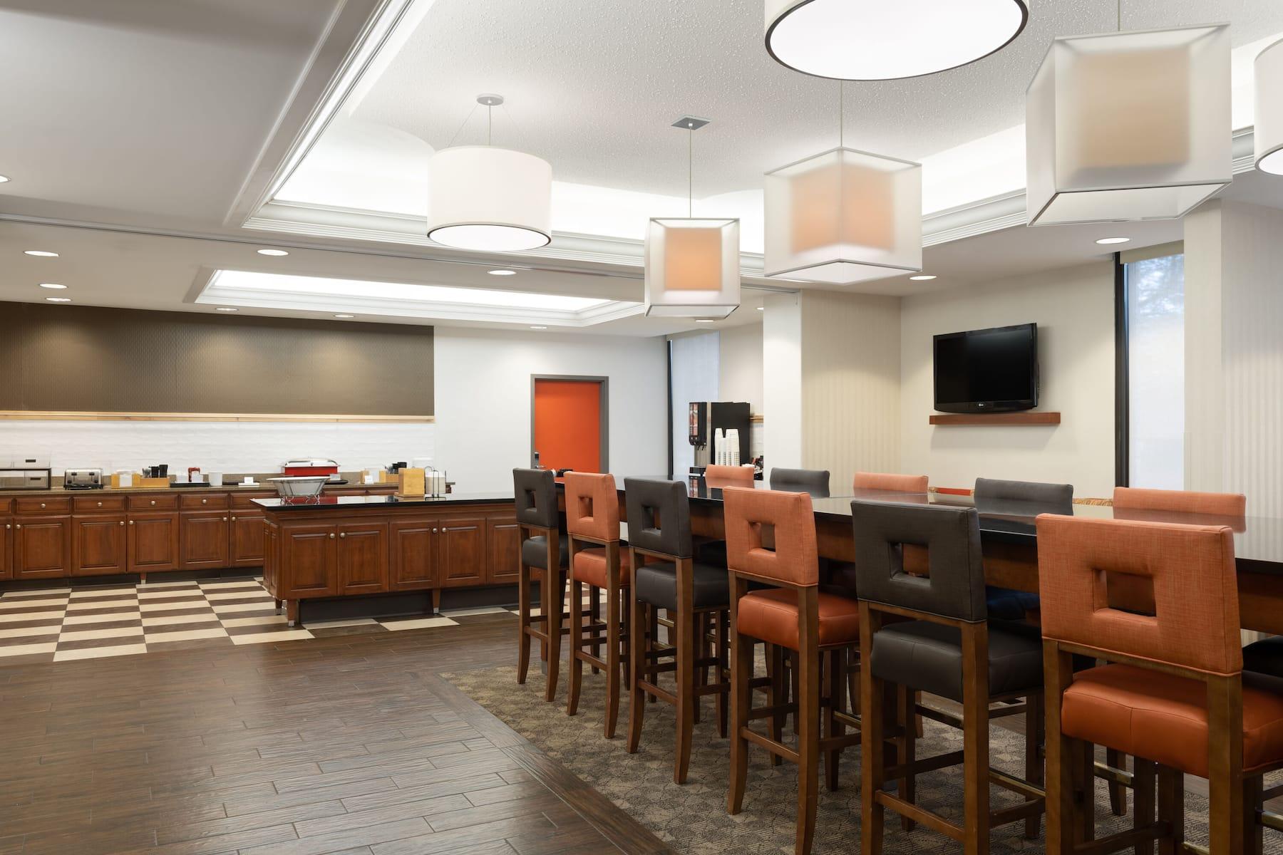 Wingate By Wyndham St Louis Airport Hotel Saint Ann Luaran gambar