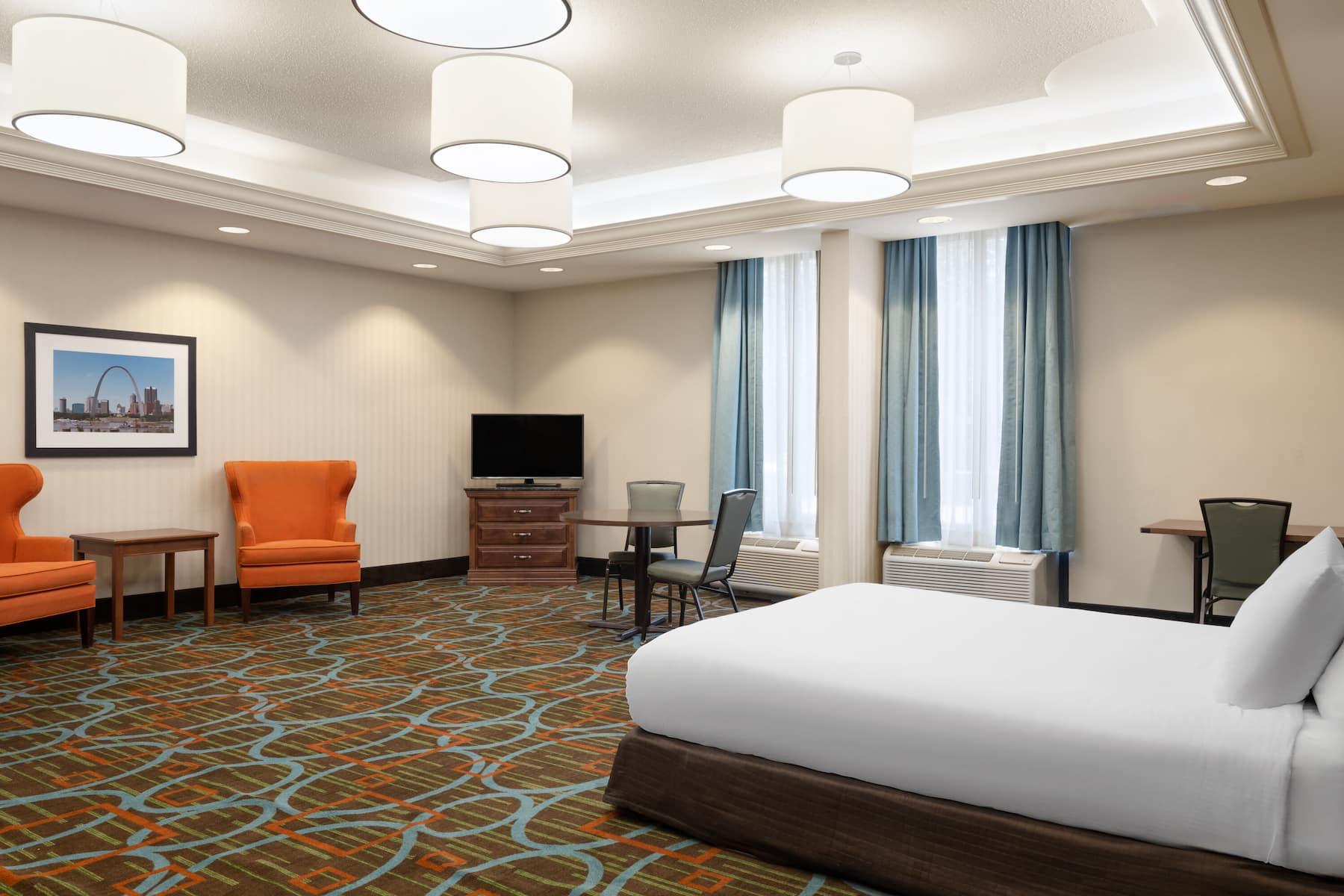 Wingate By Wyndham St Louis Airport Hotel Saint Ann Luaran gambar